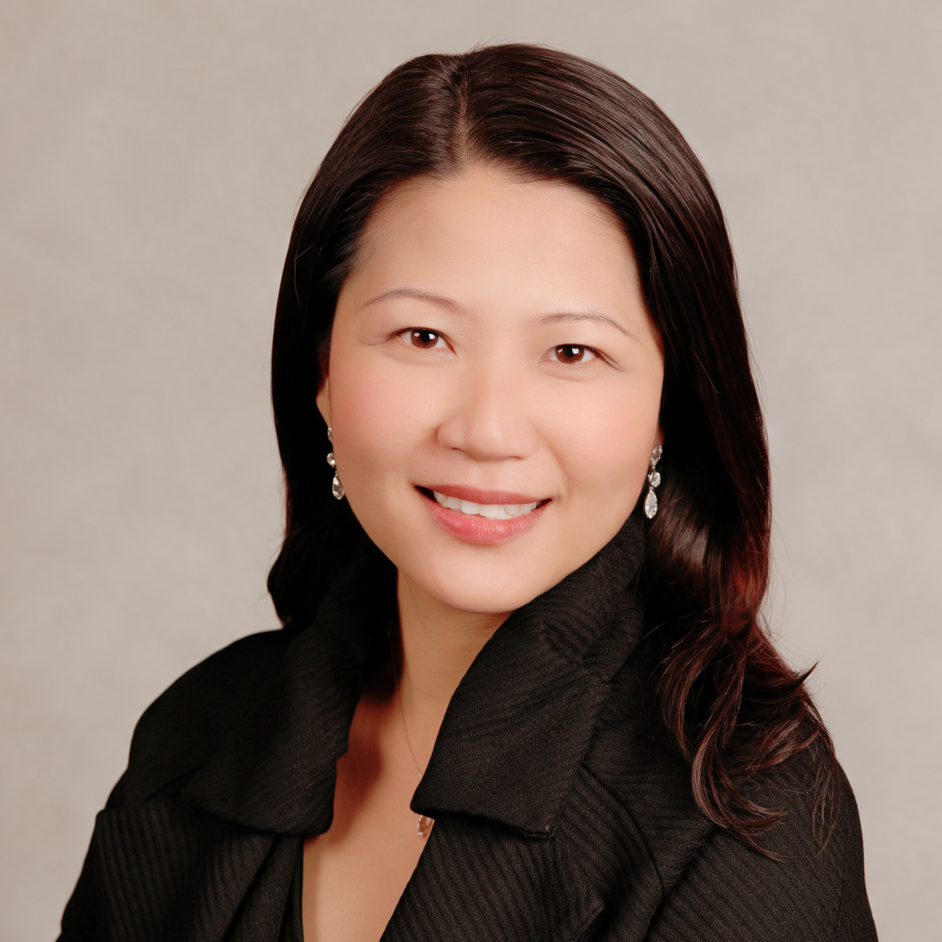 林素莉女士